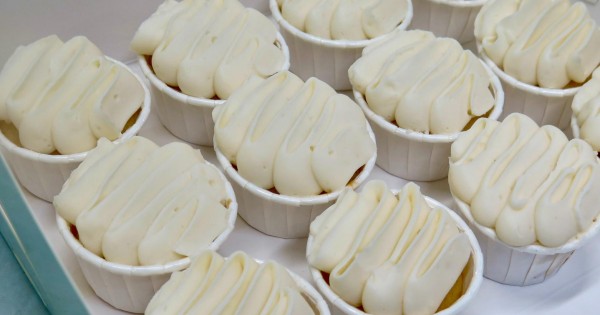 Vegan Mini Cupcakes (Per Dozen)